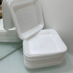 Bandeja de Isopor Rasa TRL01 Total Plast 400 unidades