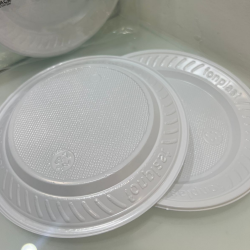 Prato Descartável Branco Raso 15cm Fonplast 1000 unidades