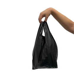 Sacola Plástica Preta 40x50 Segplast com 500 unidades