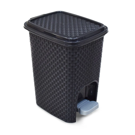 Lixeira 7l Rattan Preta com Pedal e Tampa Toyplast
