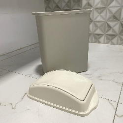 Lixeira 8,8L Retangular Tampa Basculante Sanremo